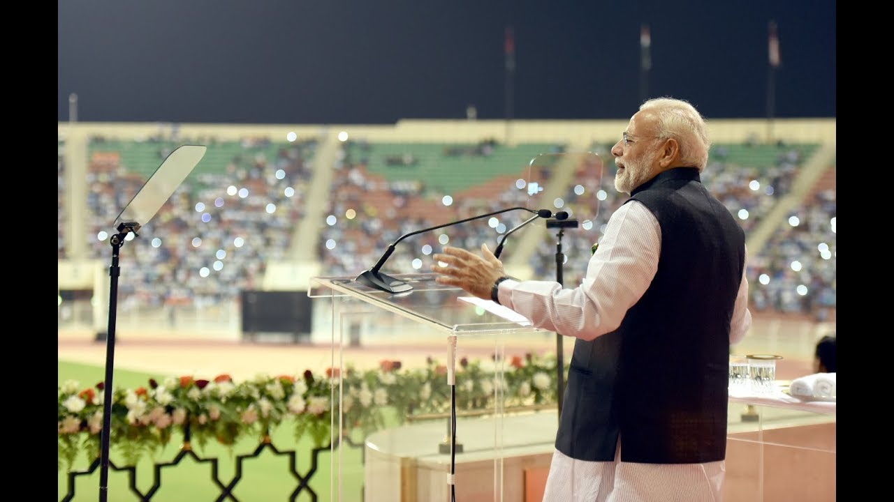 PM Narendra Modi Addresses at Indian Community Programme in Muscat, Oman