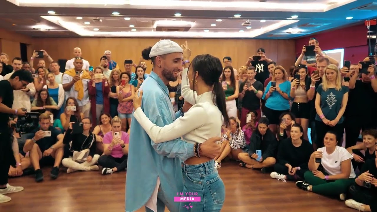 Fred-Nelson & Morgane 🌟 𝓛𝔂𝓻𝓲𝓬𝓪𝓵 𝓚𝓲𝔃🌟 Des Milliers de je t'aime