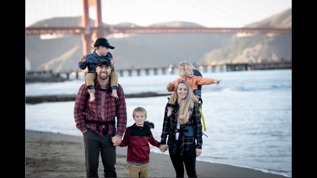 OE Carrier by Our Expedition-The best Shoulder carrier that give your child the best view.