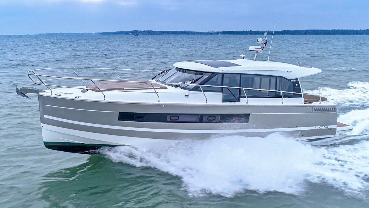 Яхт-тур стоимостью 350 000 фунтов стерлингов: 2017Jeanneau NC14