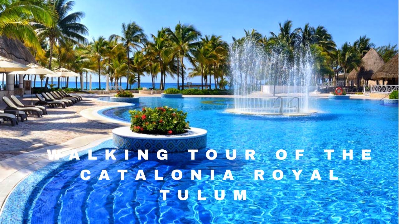 Walking Tour of the Royal Catalonia Tulum
