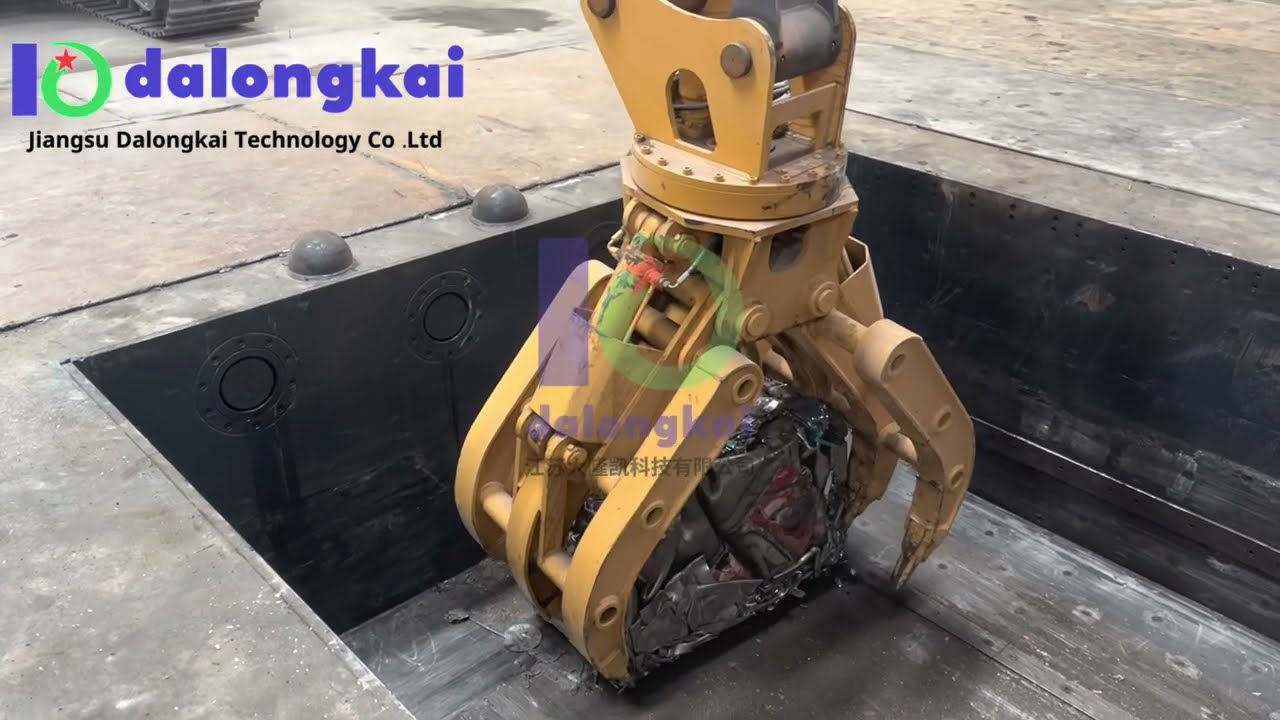 2023 @dalongkai  Hydraulic baler with 1000 tons force to compress the scrap stainless steel