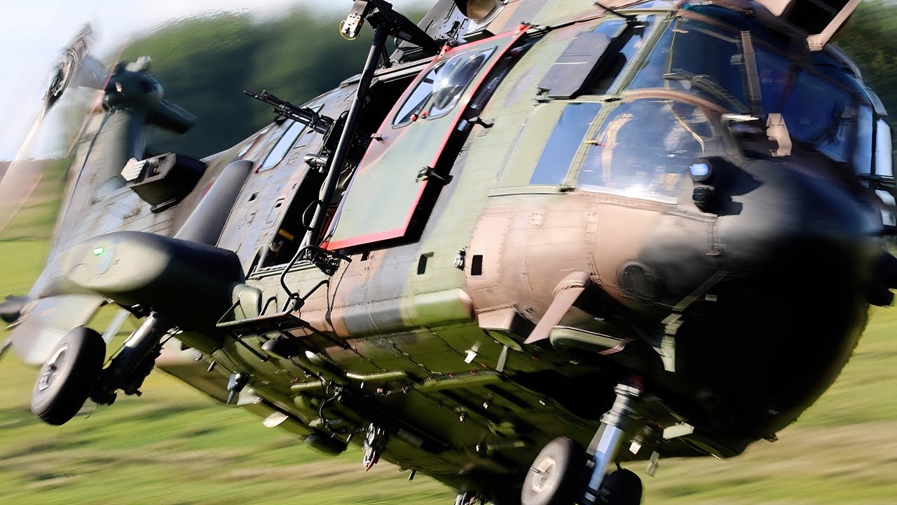 BEST LOW PASS EVER | RNLAF COUGAR | 300 Sqn - 