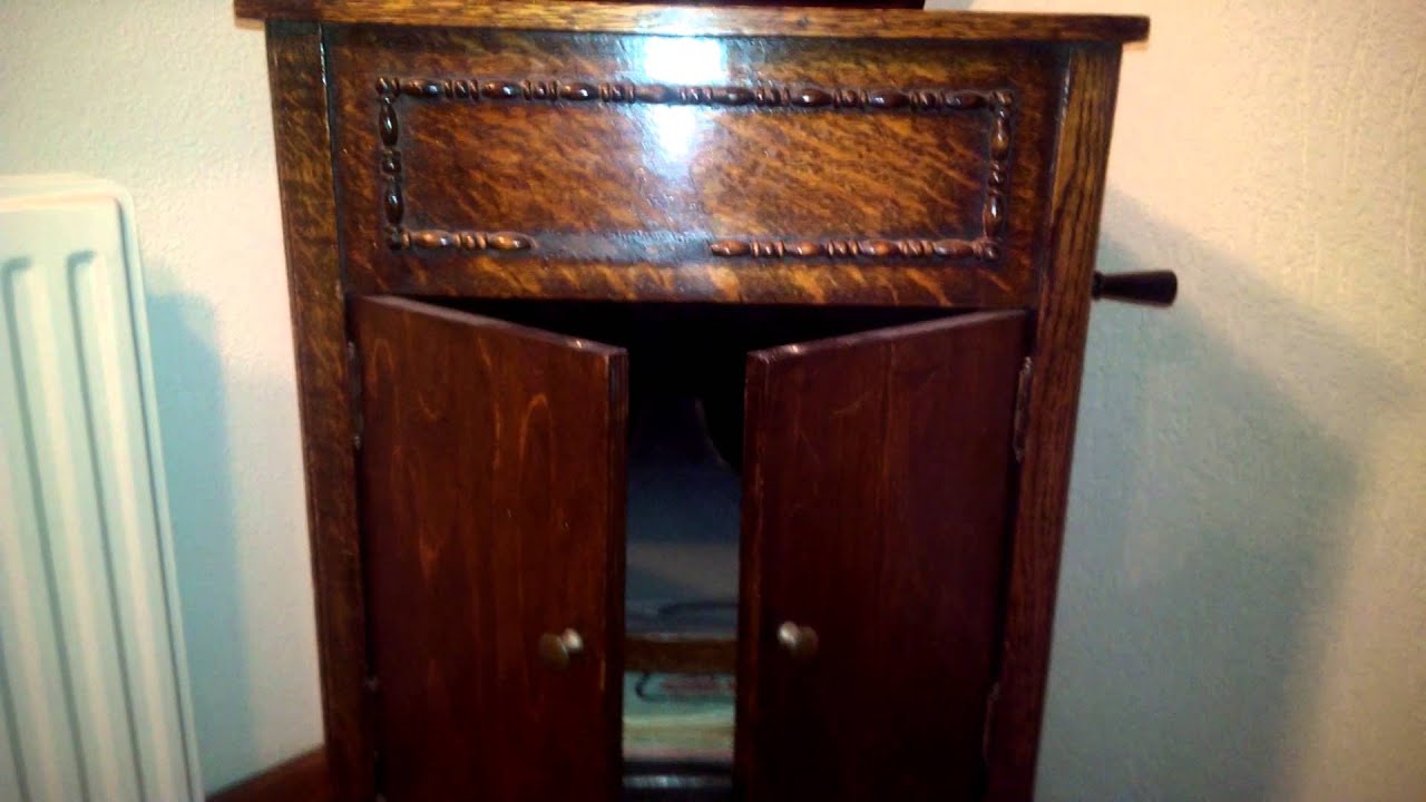 Te koop: Deze antieke 78-toeren grammofoon