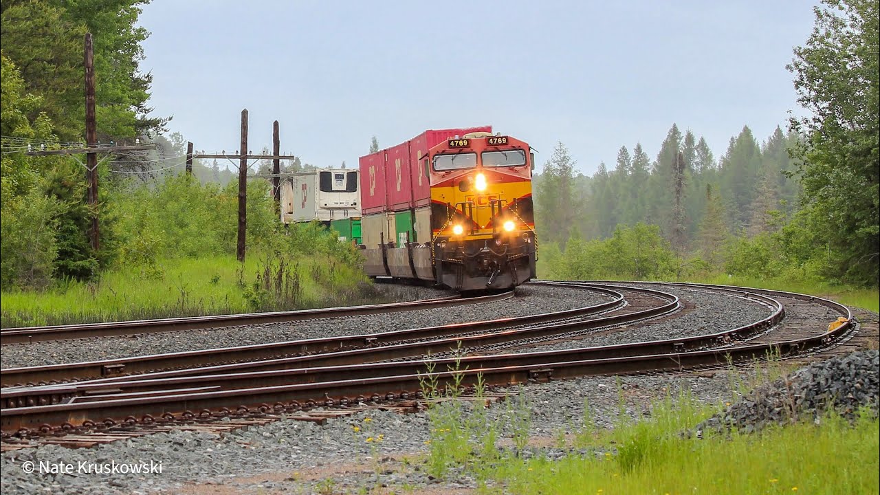 KCS 4769 leads CP 113 at Mackenzie (06/26/24)