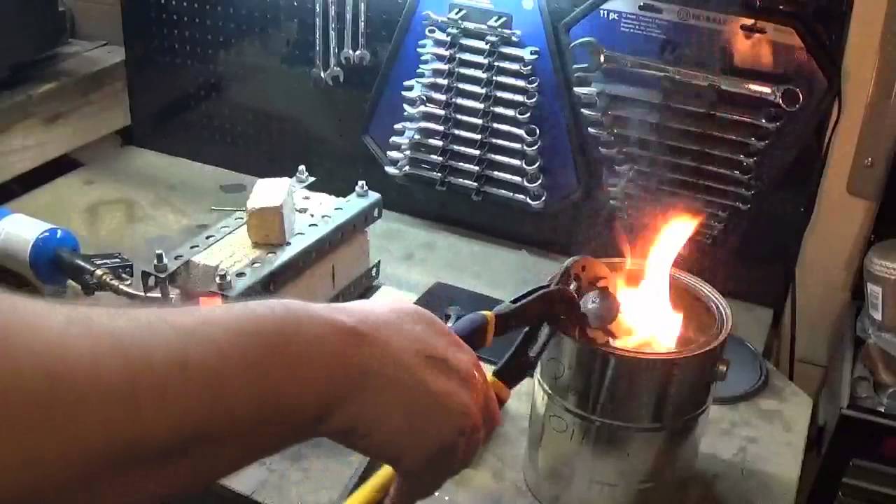 Heat treating my wife's knife. O1 tool steel with.
