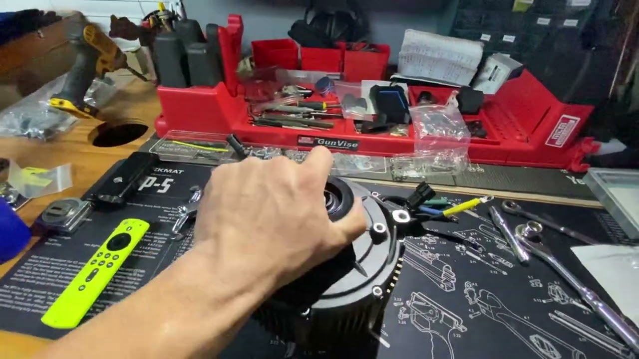 How to remove Sur-ron or Segway X260 Main Drive Pulley @ScabsNscrapes