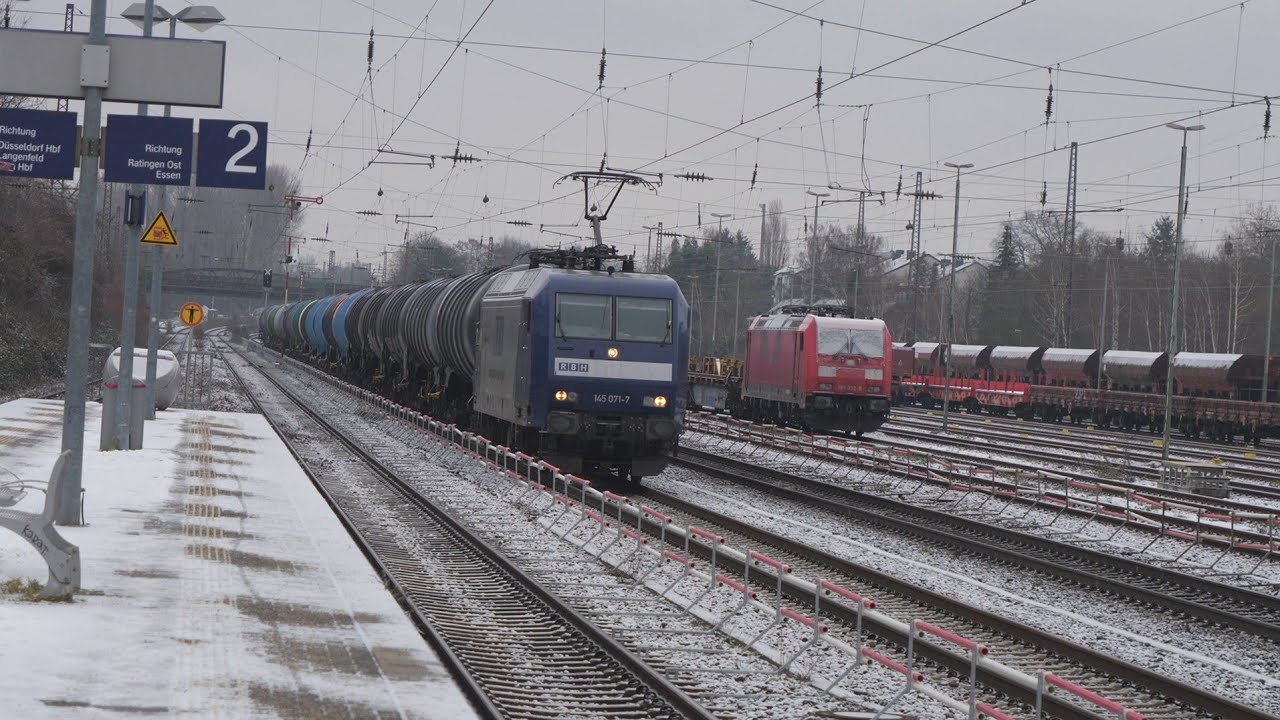 Eisenbahnverkehr in Düsseldorf bei Schnee Mit Br 411 147 403 422 193 412 462 407 408 101 1429 145
