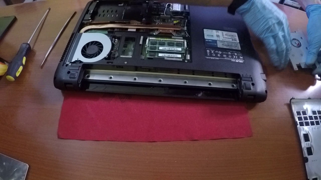 Asus K52J - CMOS battery replacement and partial teardown PT 2