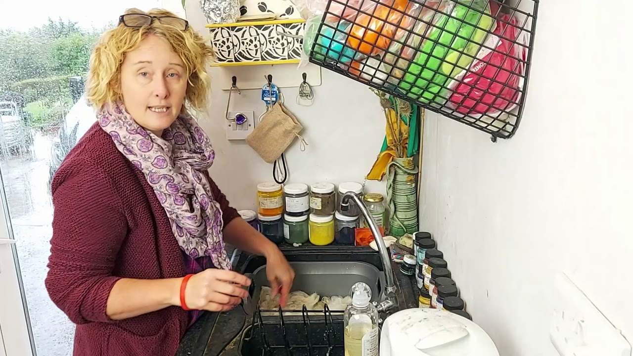 Sharon Wells - Cleaning and Dying Raw Fleece