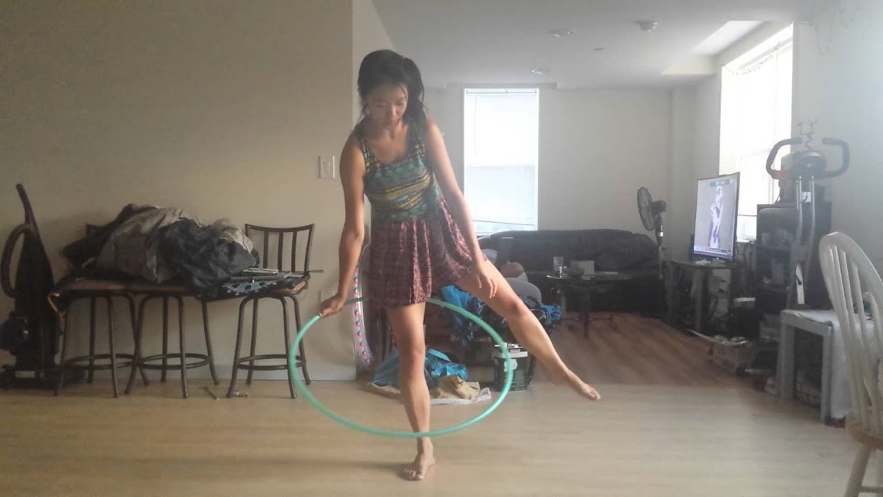 Hooping One Leg Back in Tutorial