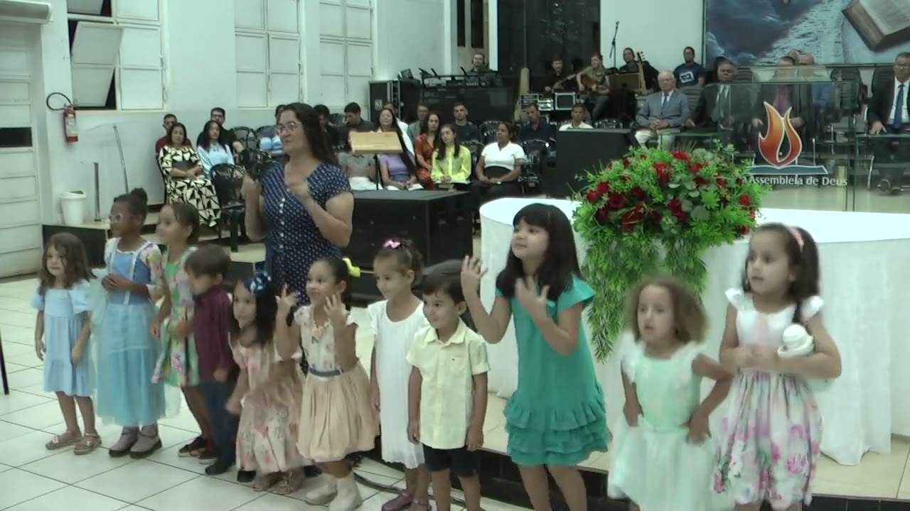 Crianças menores de 7 anos dia 15/3/26 em Caçu Goiás