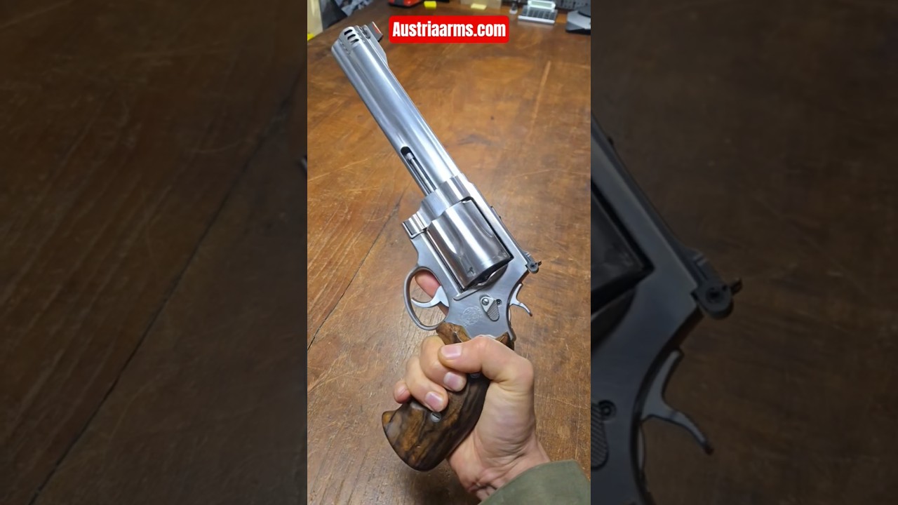 THE BIGGEST REVOLVER - 500 Smith & Wesson 
