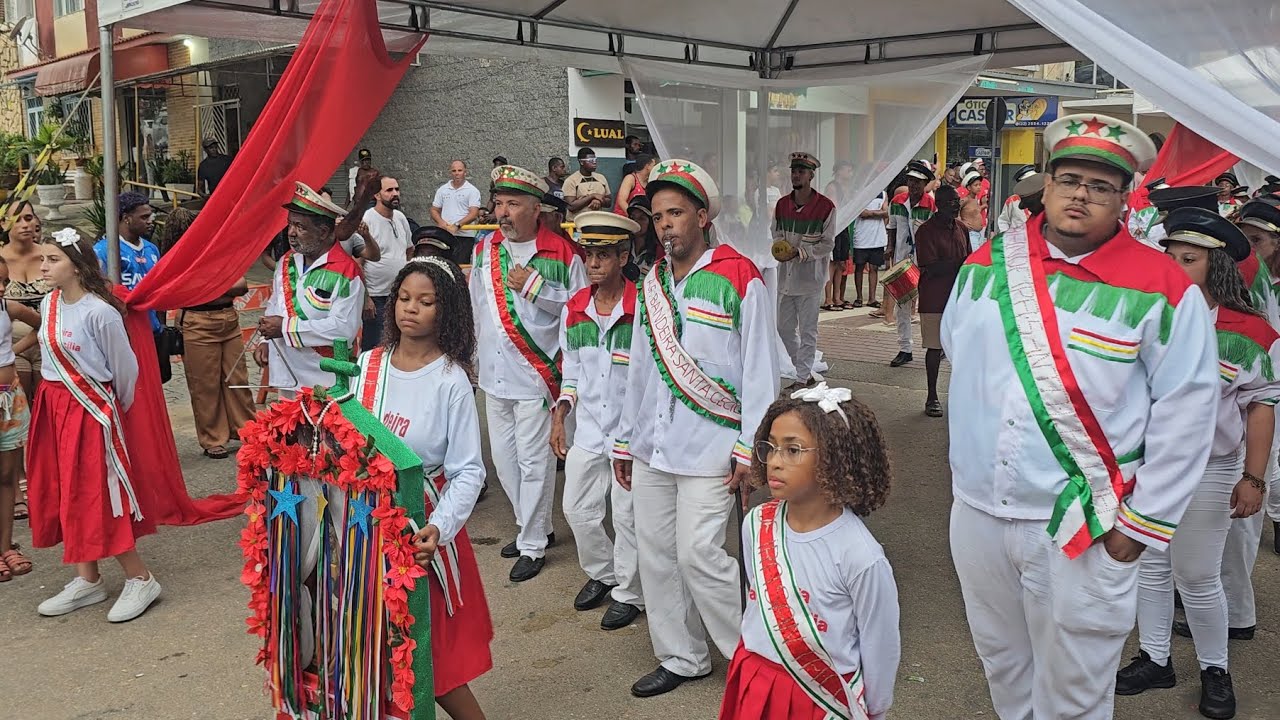 Bandeira Santa Cecília de Cordeiro no Festival de Macuco RJ 26/01/25