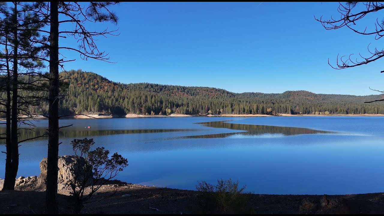 Scotts Flat Lake