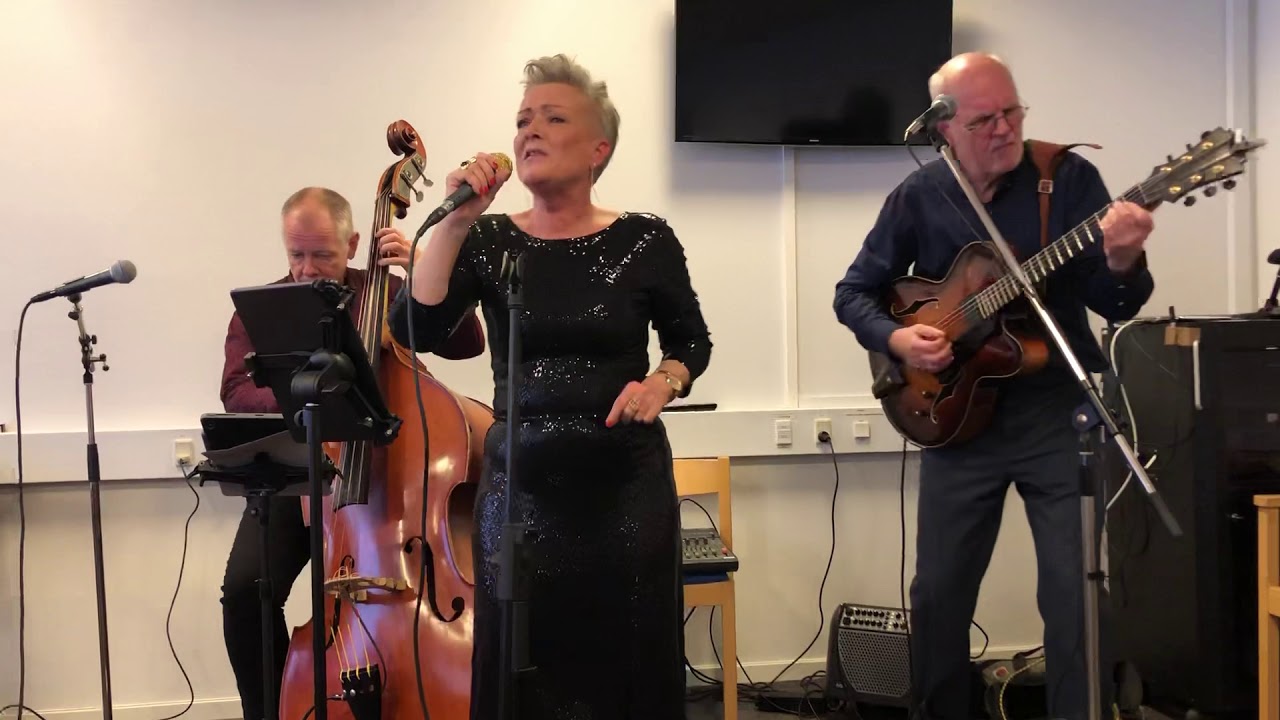DaJazzVarPop trio 🎤🎸🥰
