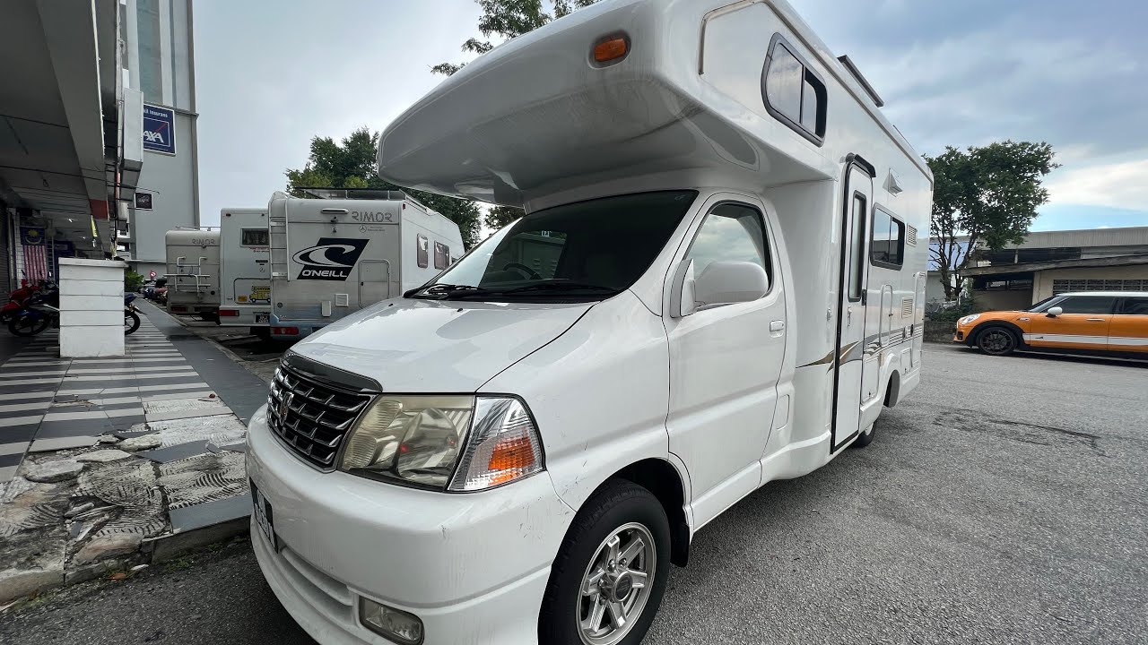 Perfect motorhome dari Toyota Grand Hiace 4wd