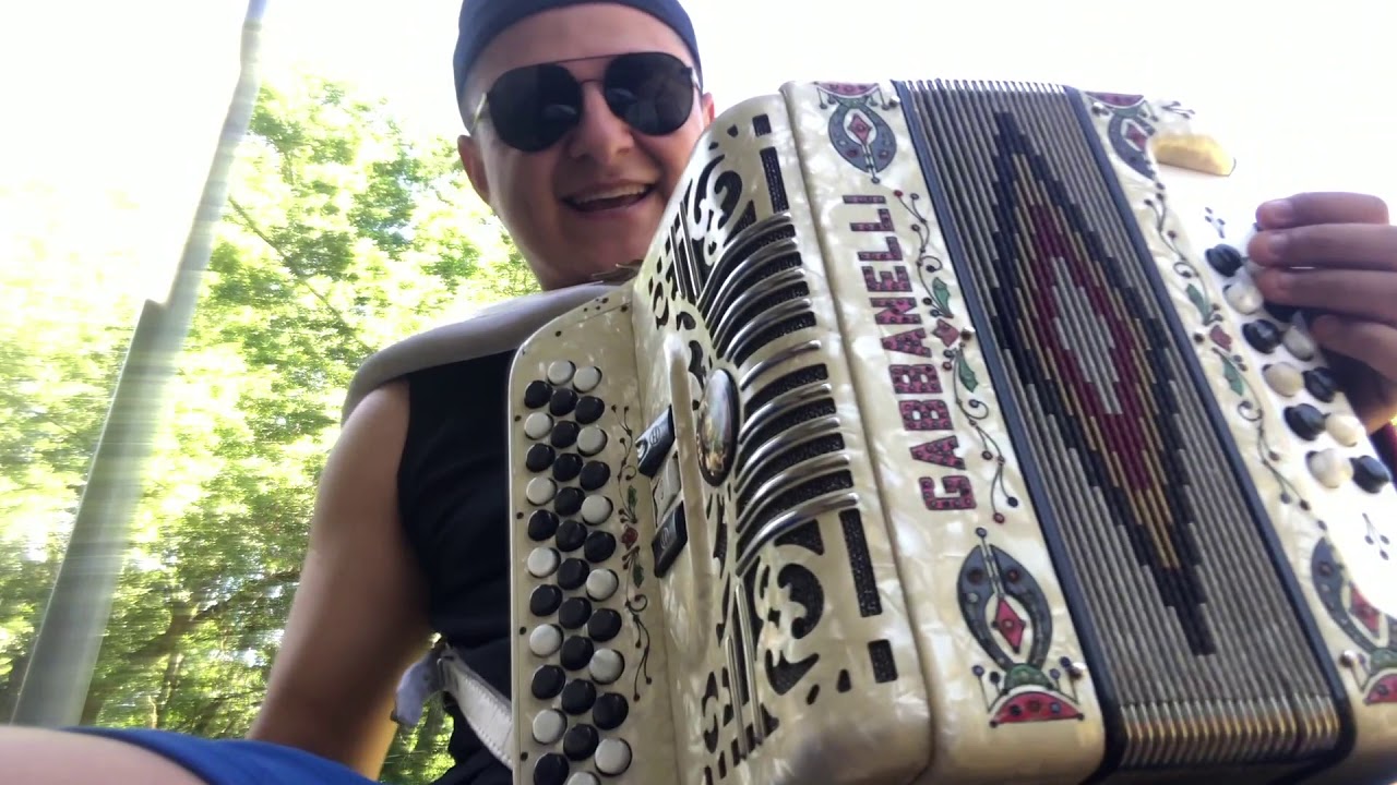 ADORNOS EN TONOS MENORES!!  Y DOS EN MAYOR  #ACORDEON #TUTORIALDEACORDEON