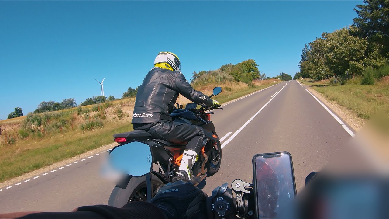 KTM 1290 Super Duke R 2020 and 2021 on a little trip some place in Denmark 🏍