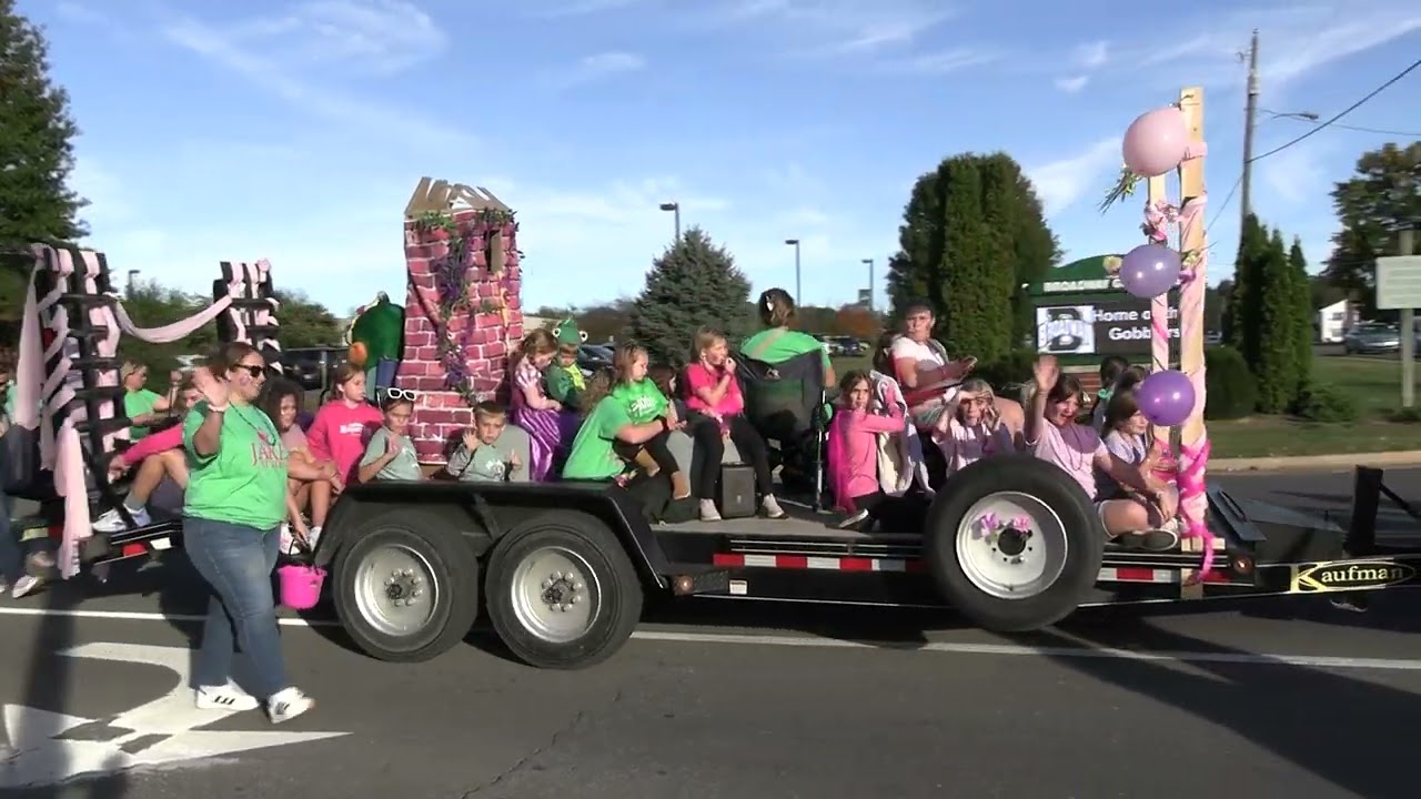 2025 Broadway High School Homecoming Parade