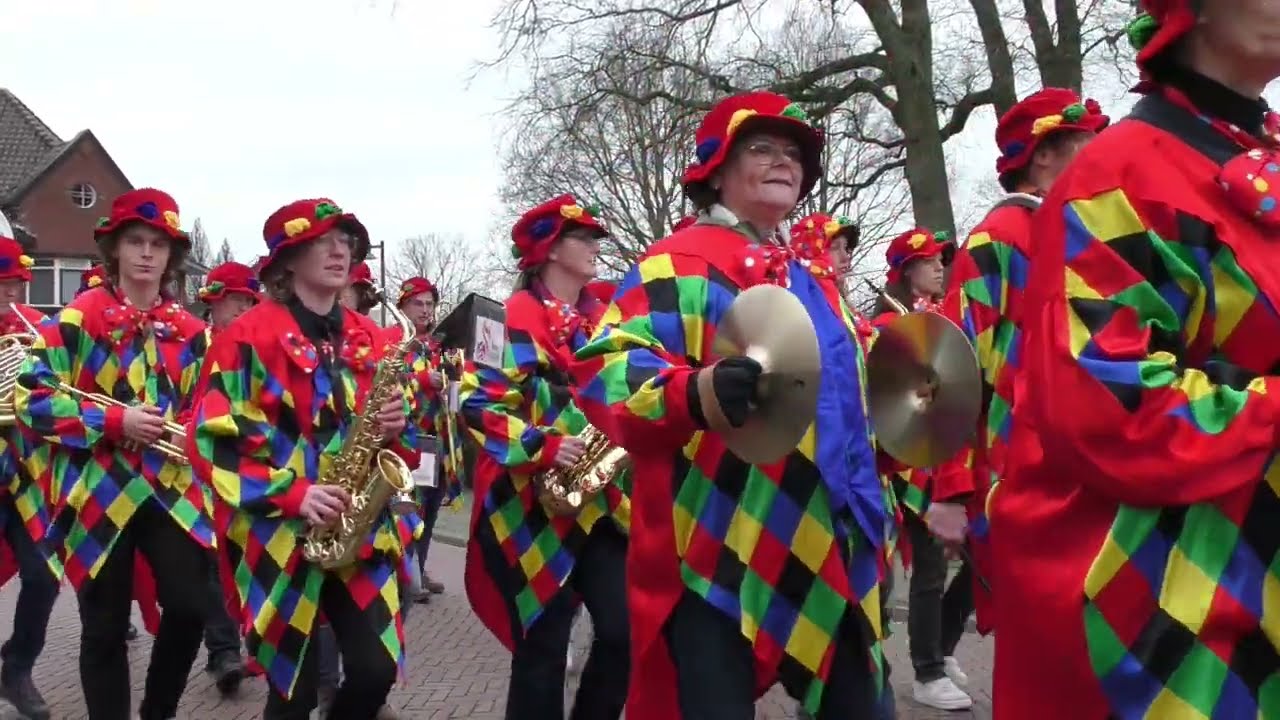 Carnaval Optocht in Borne 2025