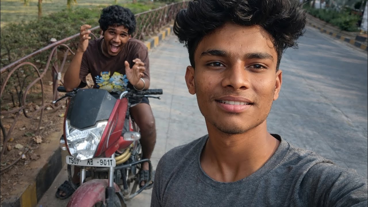 Aaj mere bhai ki gadi Chalana Sikha Diya
