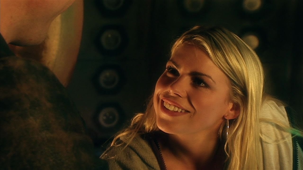 Billie Piper  as Rose Tyler #billiepiper #rosetyler #doctorwho #scifi #sciencefiction 