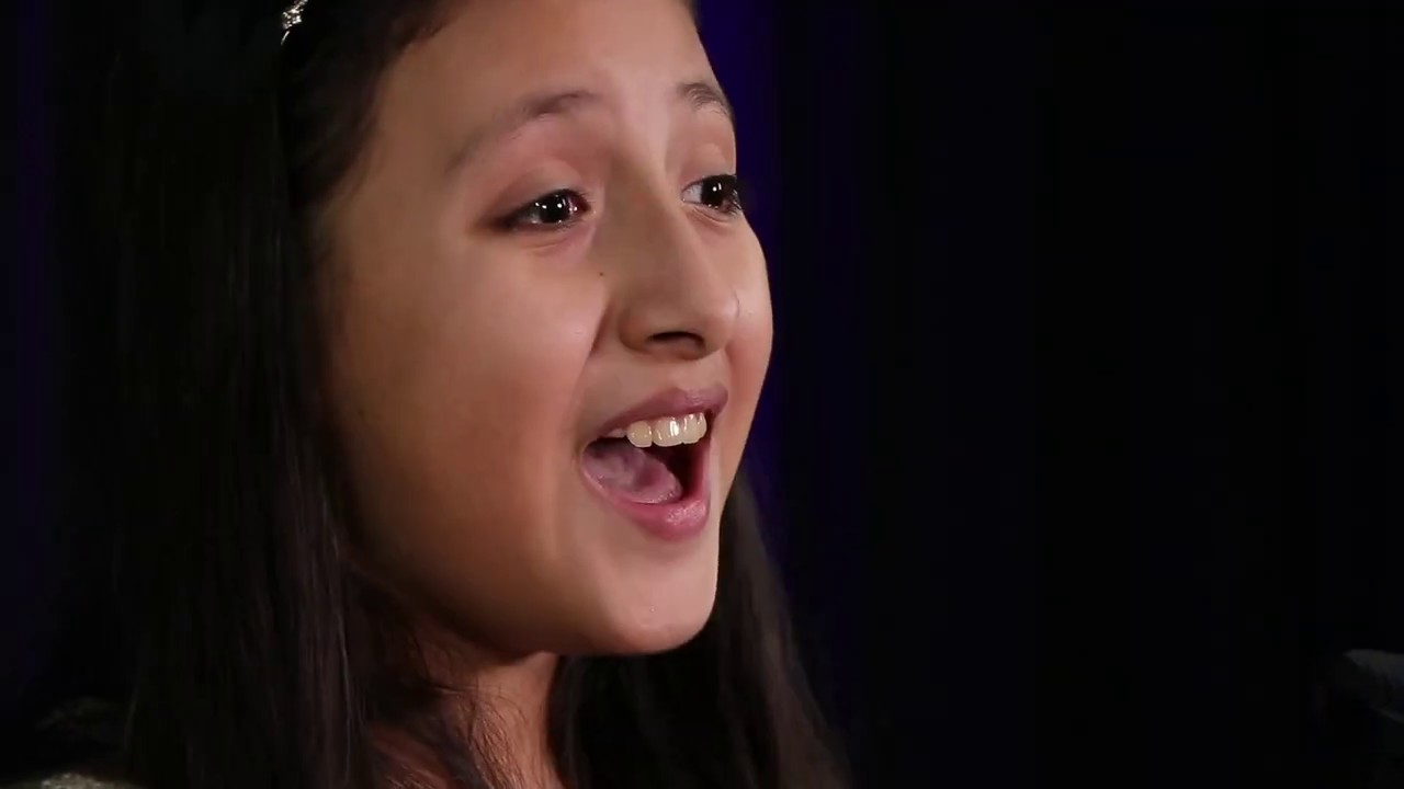 EN EL MONTE CALVARIO - ASHLEY GUTIÉRREZ
