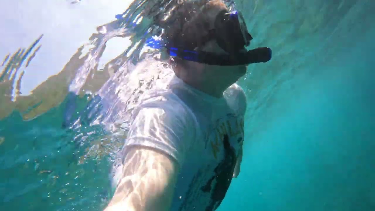 Antisamos beach snorkelling 4K - Part 1