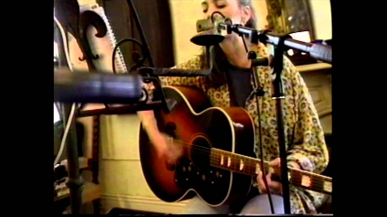 Emmylou Harris - 2015 Official Announcement