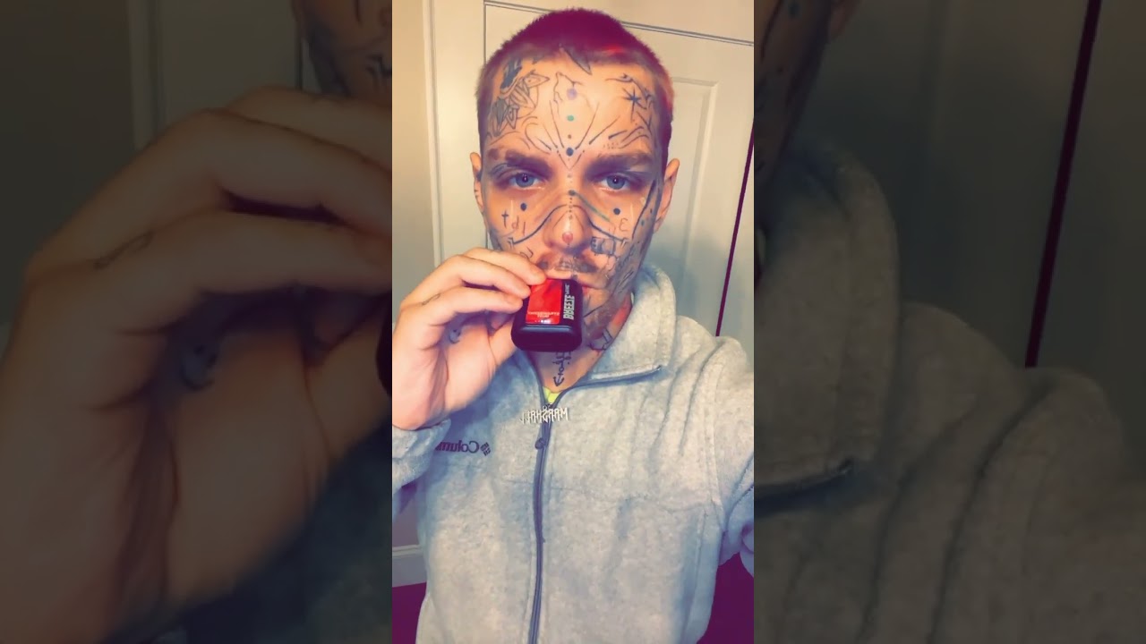 Impressive strawberry mint vape review💨💨💨💨