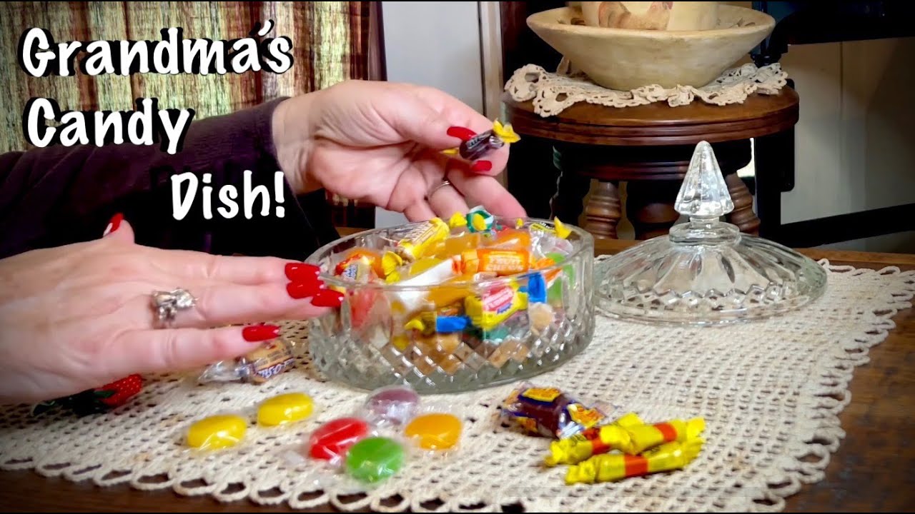 ASMR~Request~Grandma's Candy Dish! (No talking) Wrapper crinkles~ Looped 1X (Chewing toward the end)