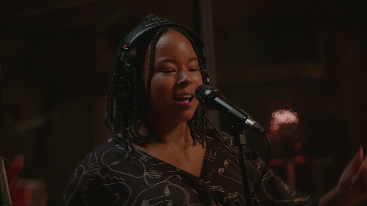 Jordan Rakei - 'Talk To Me' (Live at Metropolis Studios)