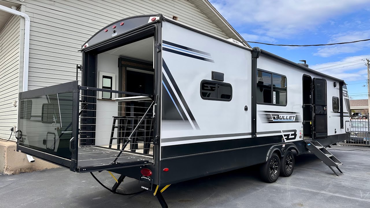 BACK PORCH WITH A BAR!!  2025 Keystone Bullet Premium 336BBK