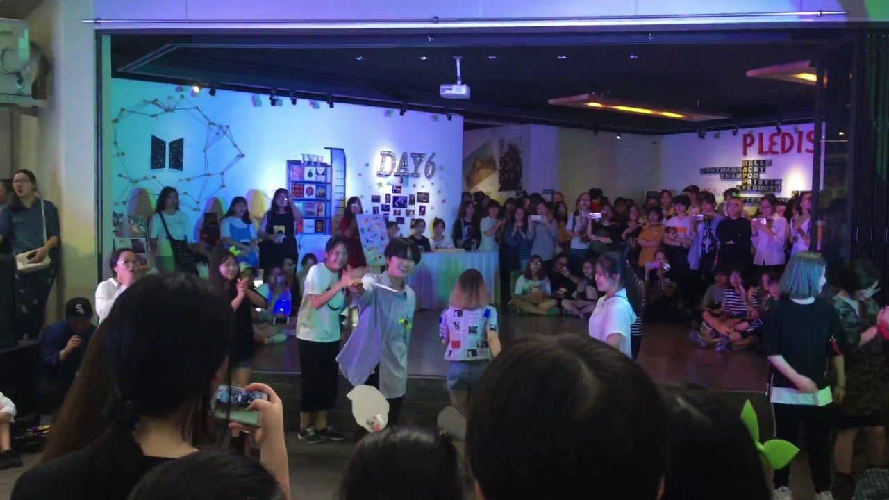 The A-code Bi (together with friends) dance cover BTS's songs - 180511