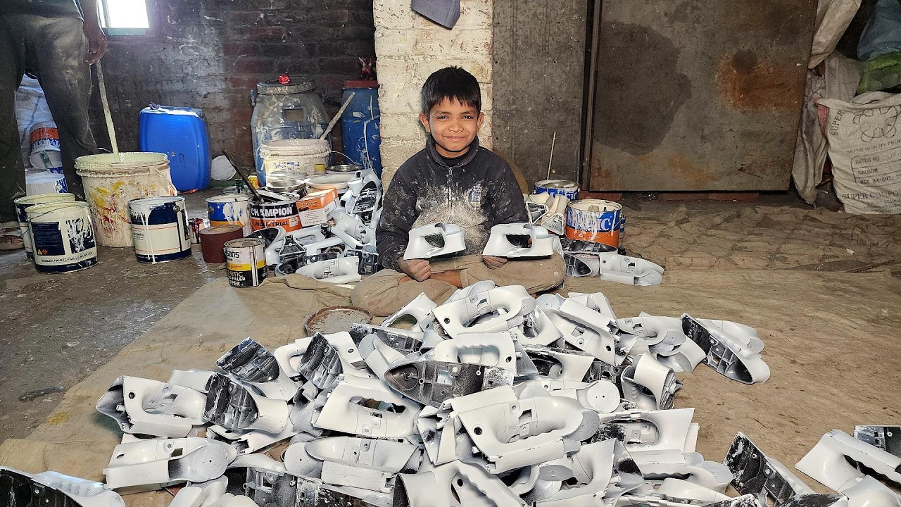 How Million Waste Plastic Scraps Converting into New Iron Handle How Bakelite Electric Iron Are Made