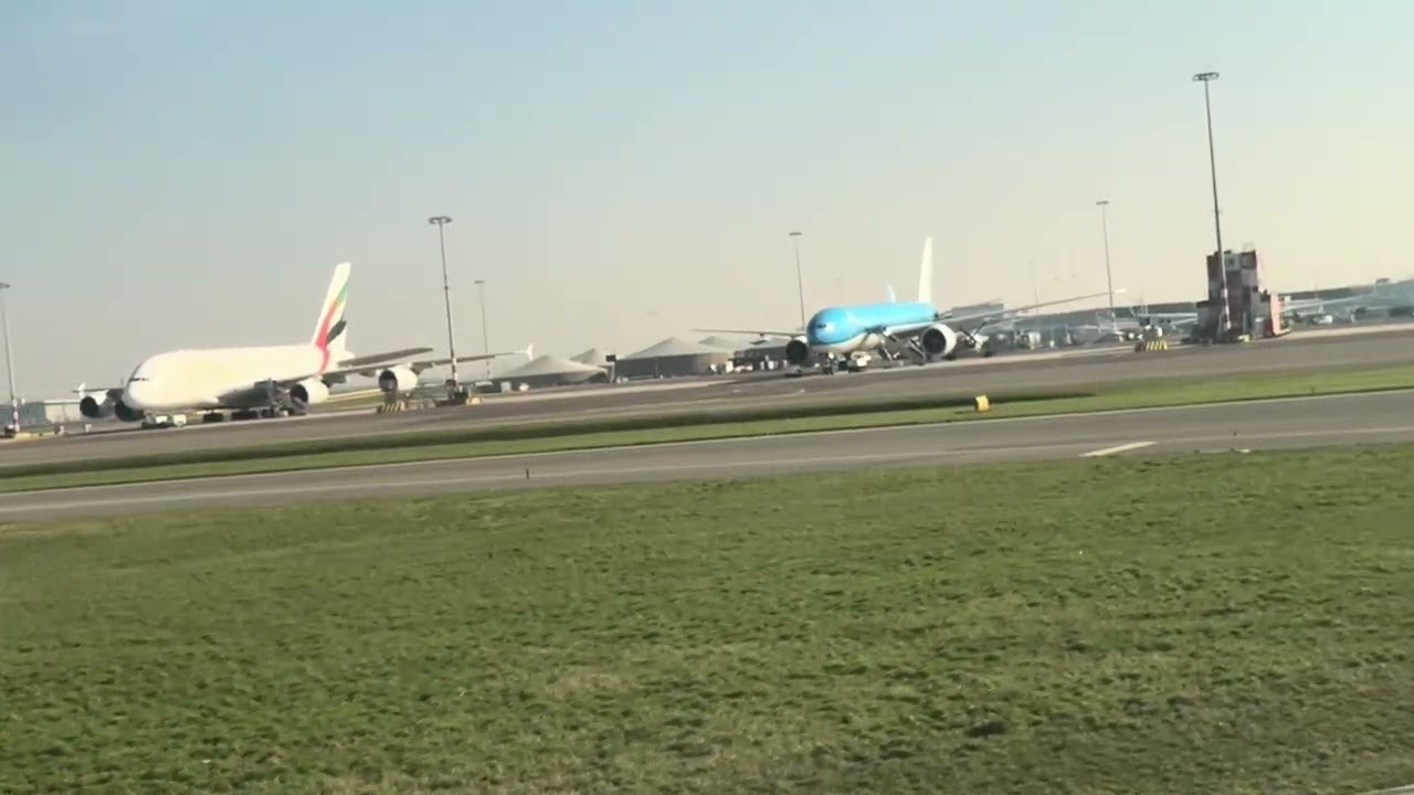 Schipol airport , Ready to land