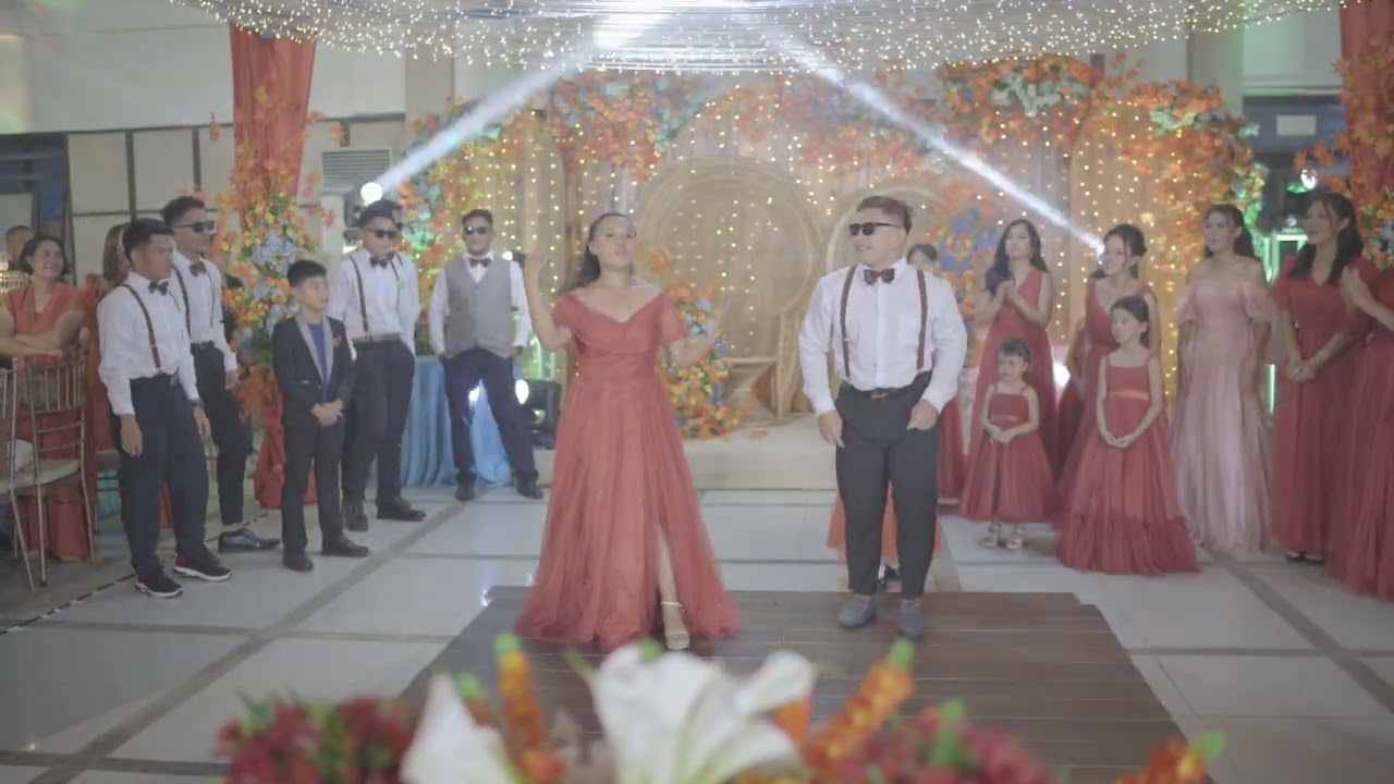 Entourage Tiktok Entry on Chris&Nova's Wedding