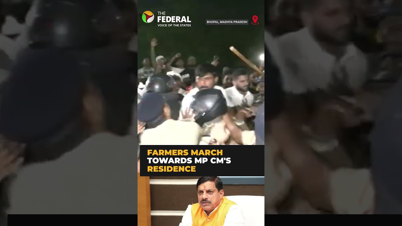 Police stop farmers' march towards MP CM's residence | #shorts