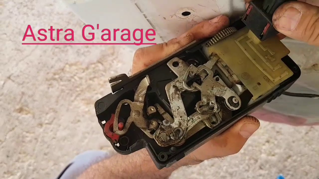 ASTRA G KRONIK KAPI KILIDİ TAMİRİ