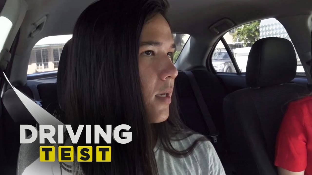 Taylor Lautner look-alike struggles to keep his cool | Driving Test Australia
