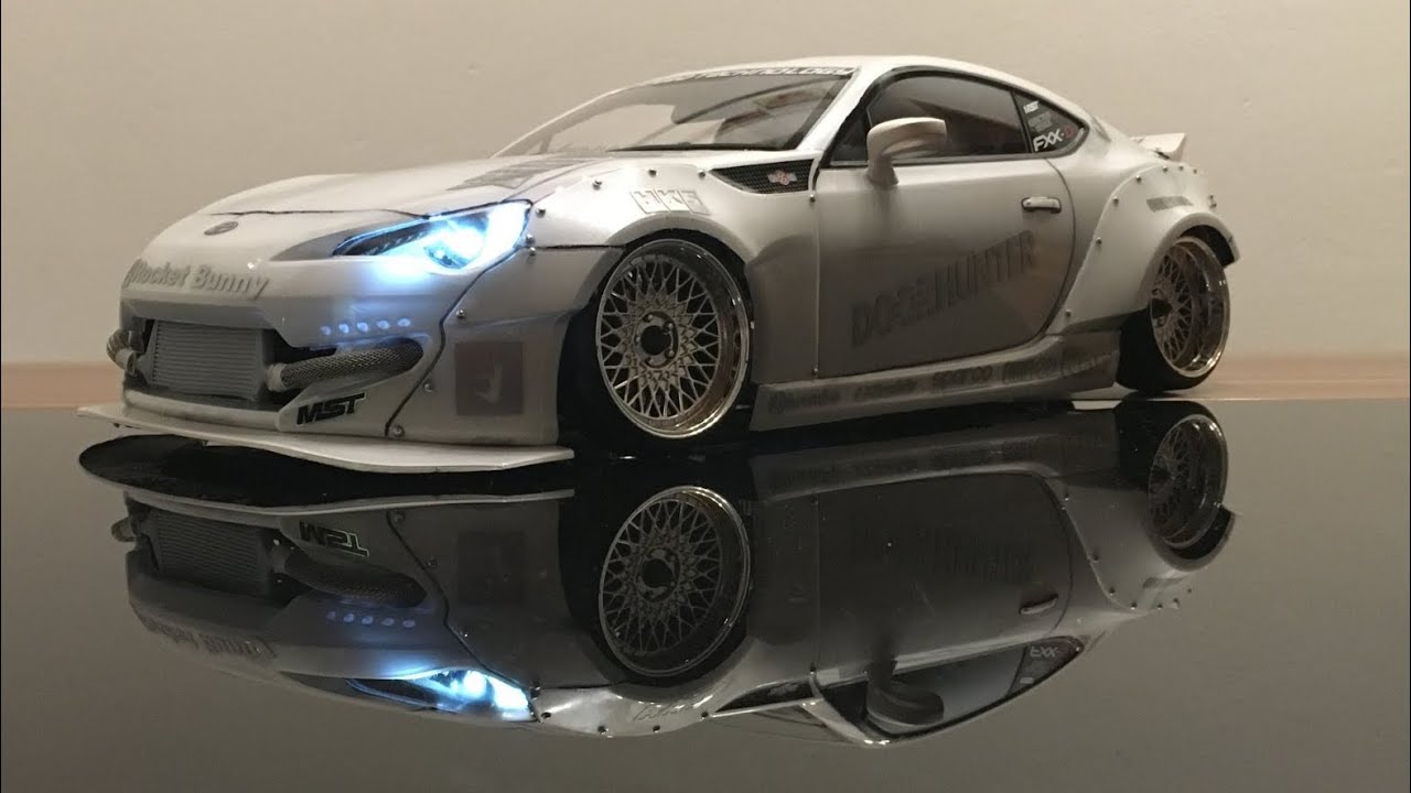 Tamiya Toyota GT86 mit addiction Rocket Bunny
