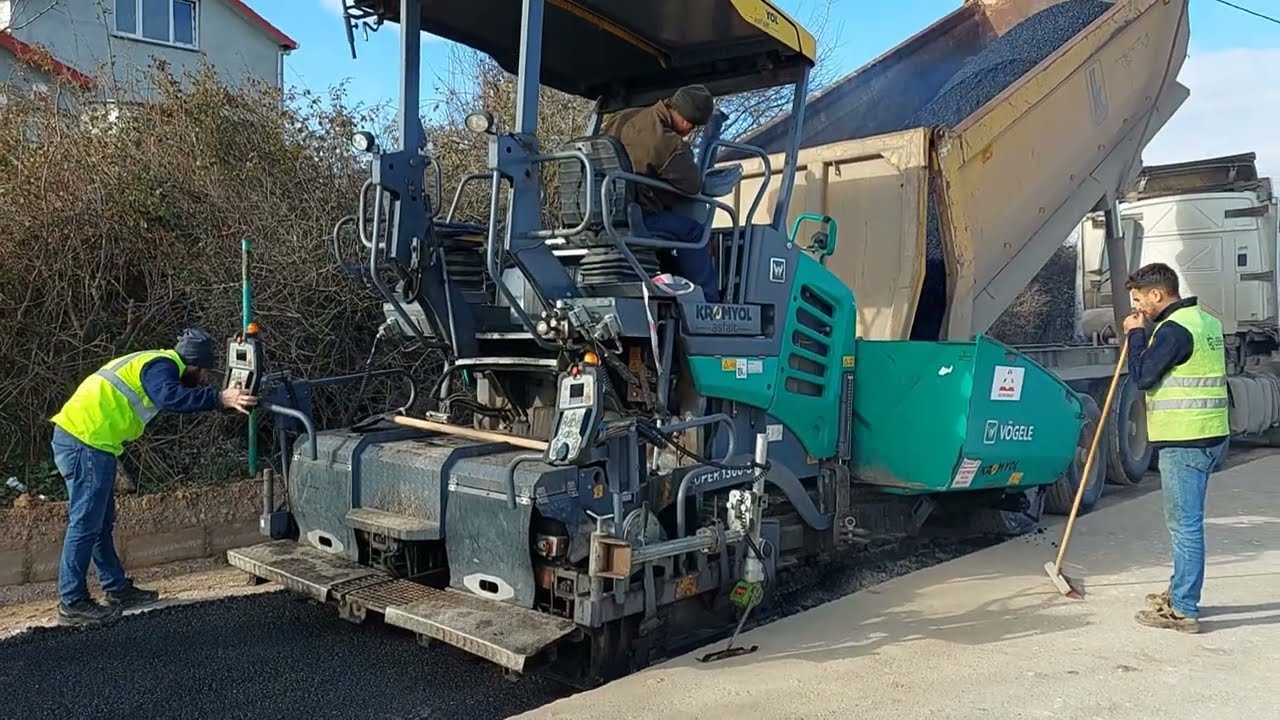 VÖGELE SUPER 1300-3 Finişer ile Eski İstanbul Yolunda Asfalt Yama Çalışması