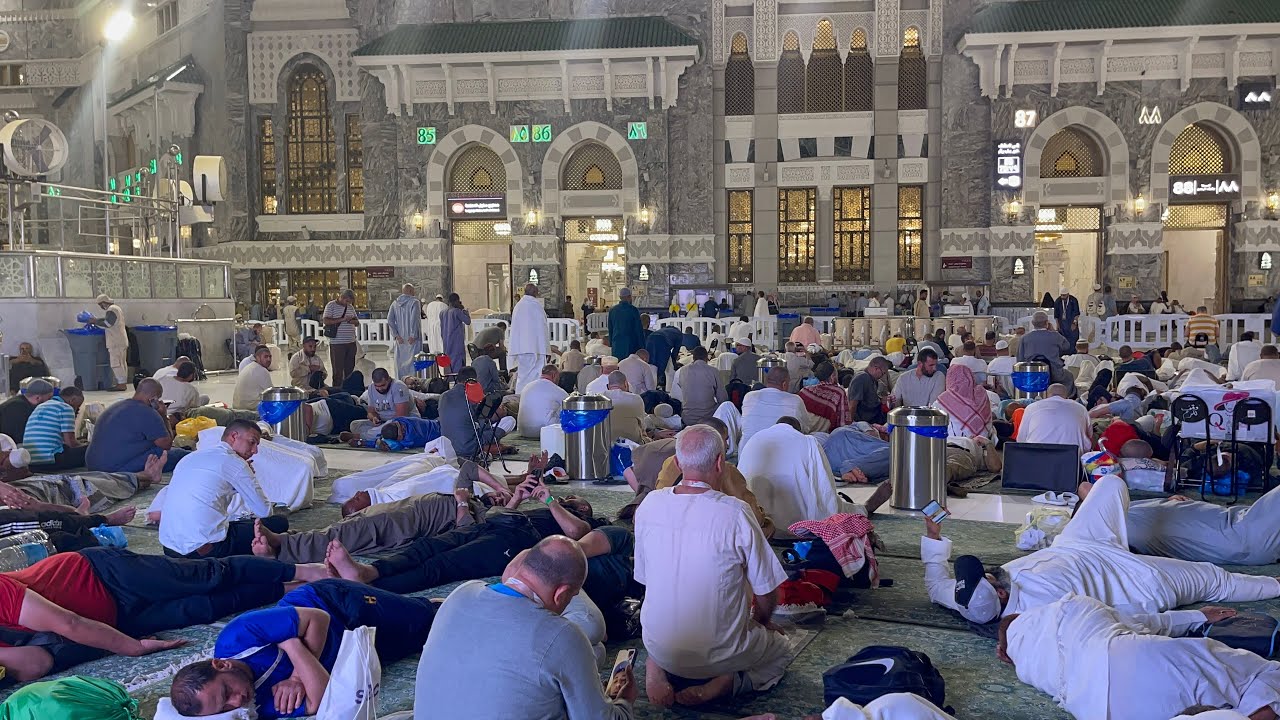 لقطات من سفرنا أمس إلى مكة وختامه مسك ساحات الحرم المكي مكة المكرمة السعودية