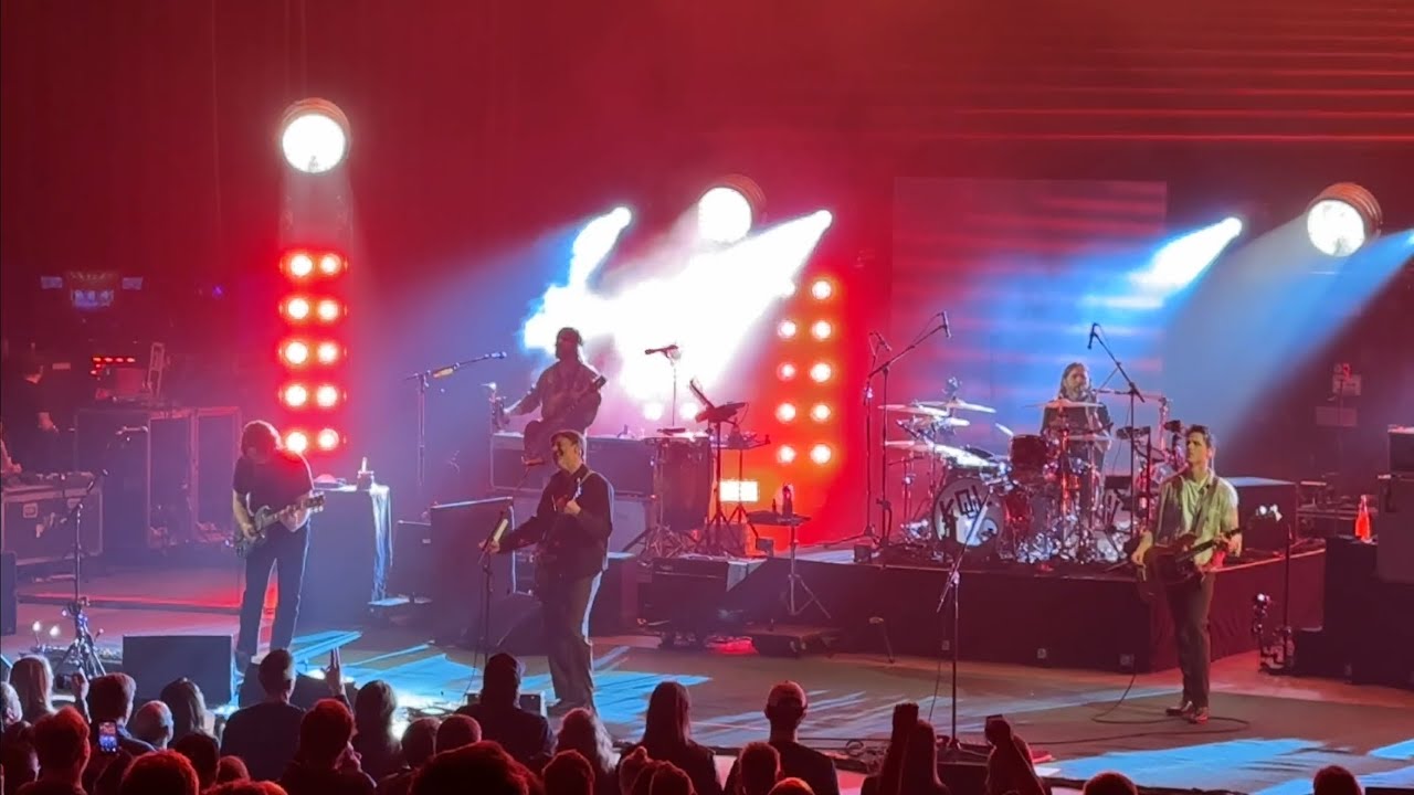 Kings of Leon (Full Concert) - 12-30-2025 - Live in Las Vegas at the Venetian Theatre