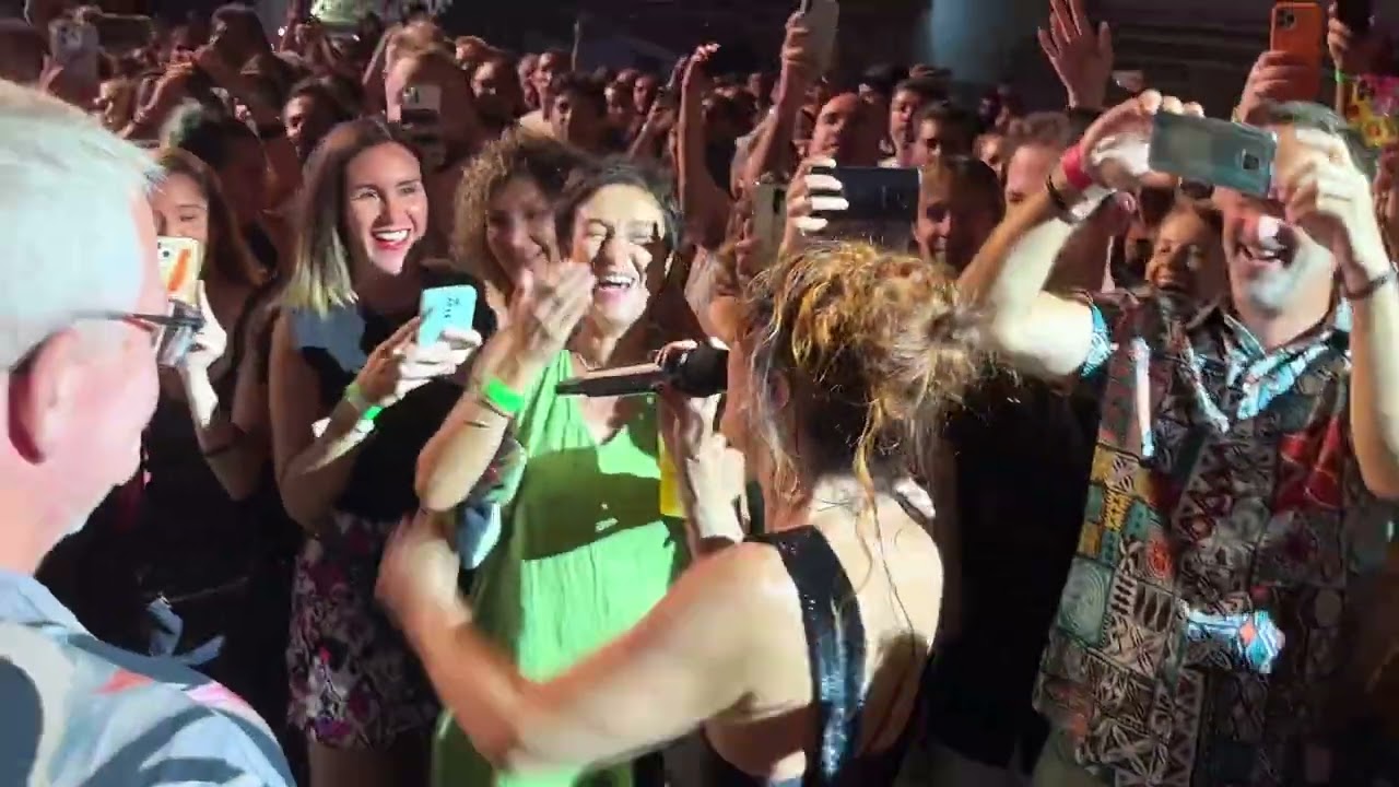 Zaz - 01. Les jours heureux (Live in Alicante, 09.08.2023.)