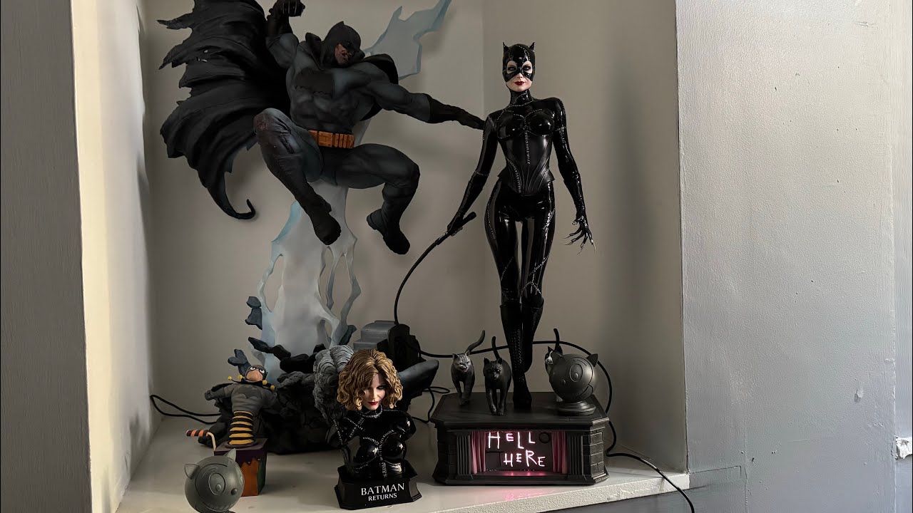Catwoman 1/4 Scale Statue -Darkside Collectibles, Michelle Pfeiffer, Batman Returns 30th Anniversary