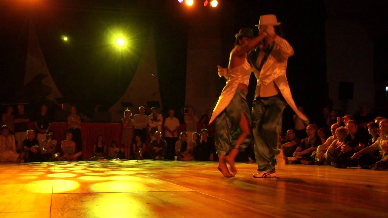 4  ERNA & SANTIAGO CANDOMBE  FITT 2012