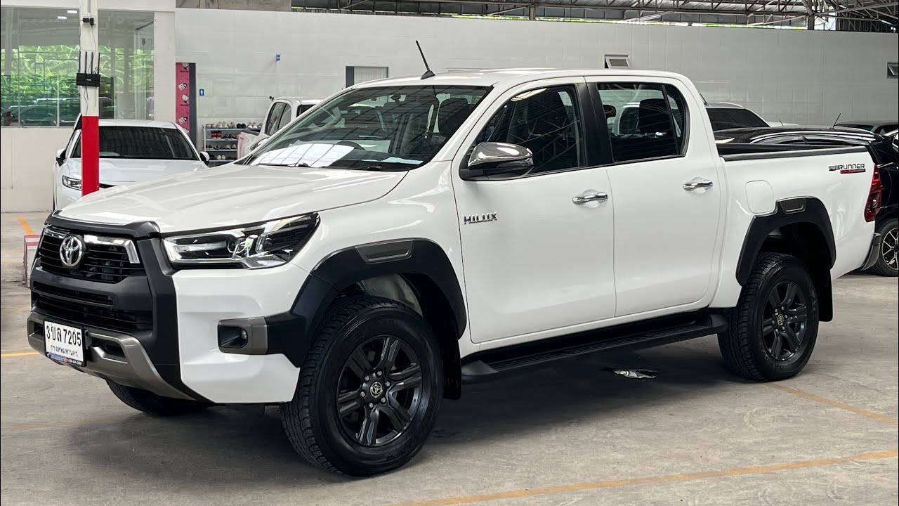 TOYOTA REVO 2.4 Entry Doublecab Prerunner ปี2022 Byออม0834428762#toyota #revo 