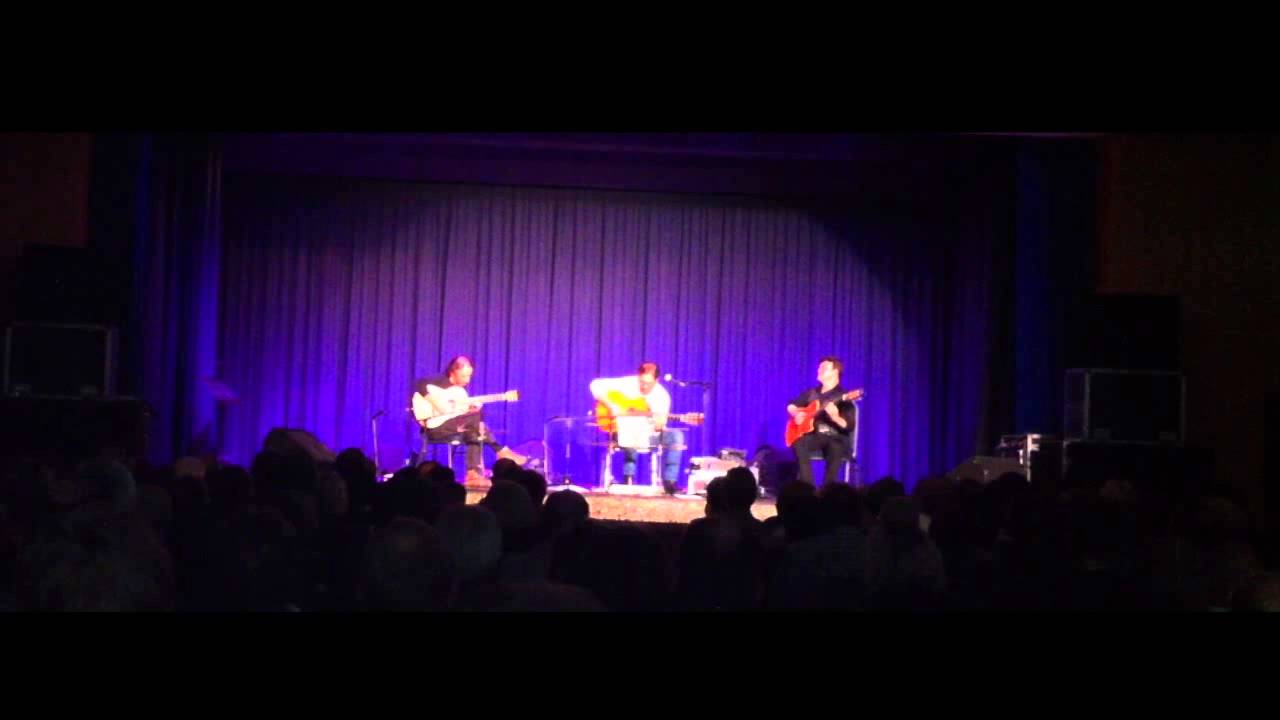 Al Di Meola, Sylvain Luc and Peo Alfonsi - Manha De Carnaval 2012